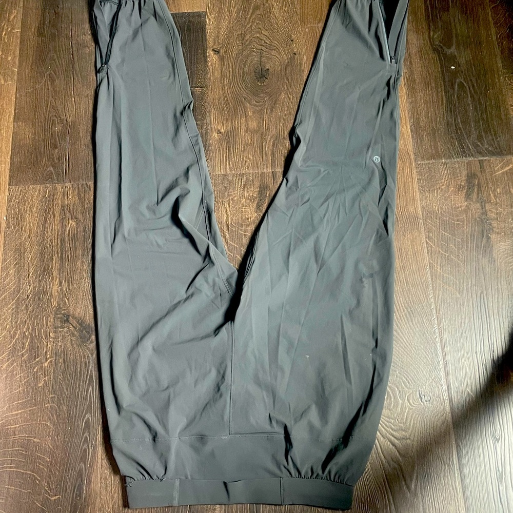 Lululemon gray surge joggers